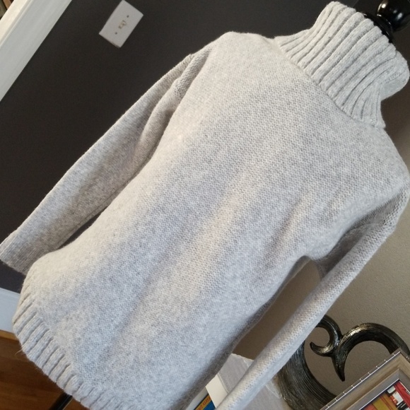 ▪️NWOT Michael Kors Sweater - Picture 4 of 9